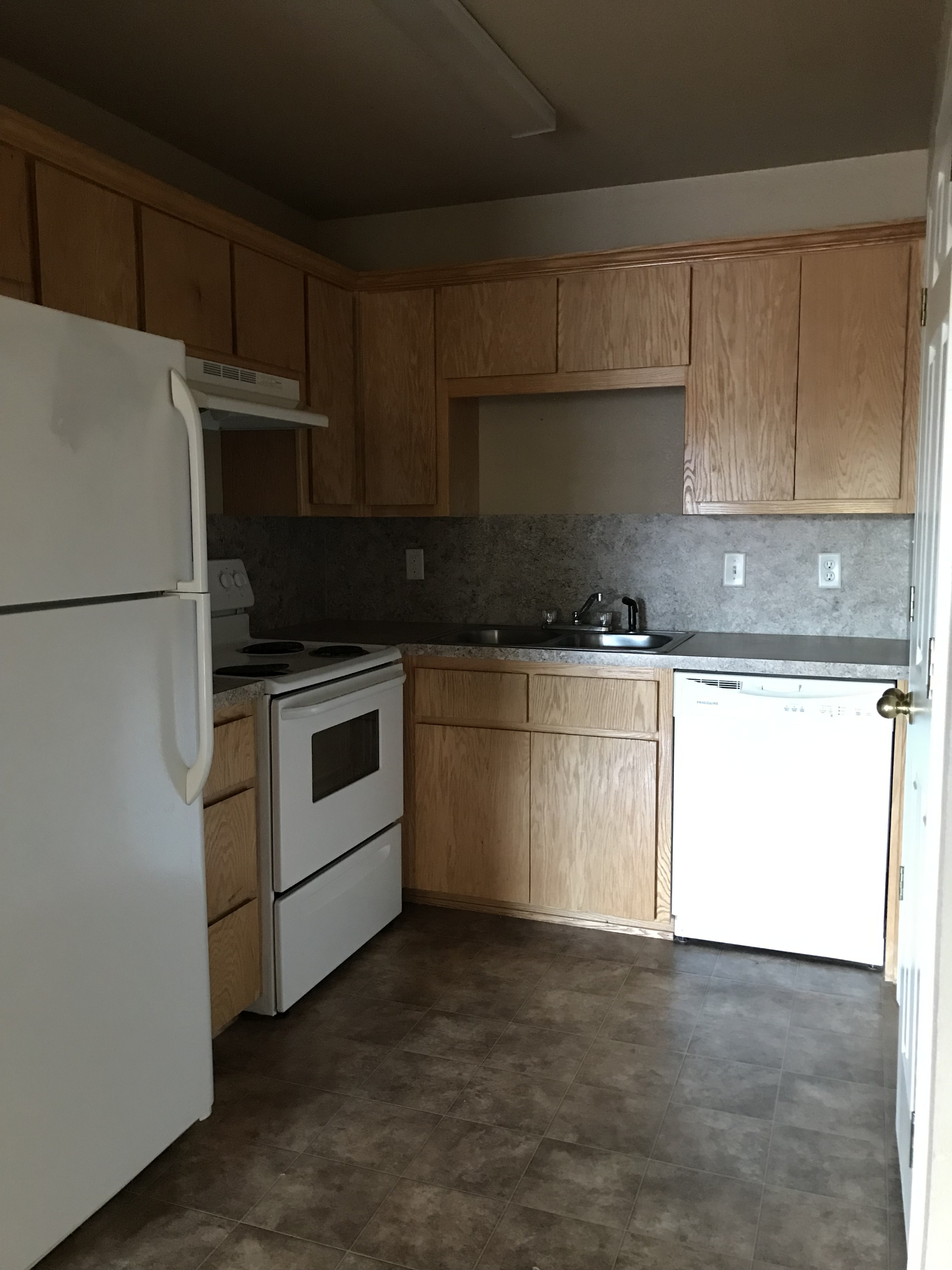 303 South Roland Road - 12